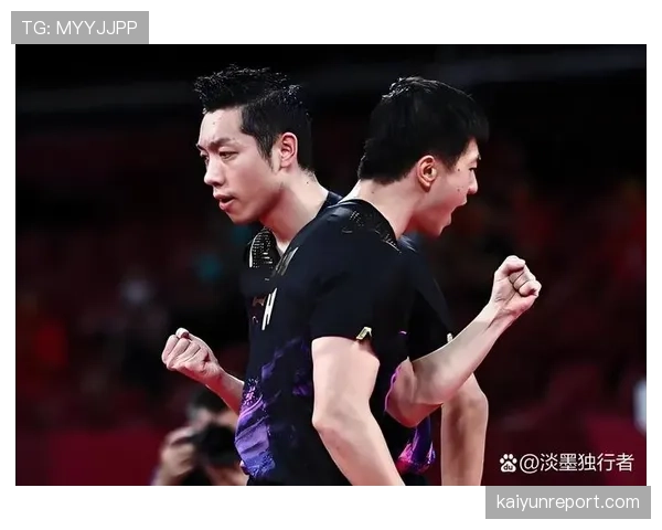 许昕这松弛感是真藏不住啊,赛场外喝奶茶撸串比谁都自在 许昕这松弛感是真藏不住啊,赛场外喝奶茶撸串比谁都自在